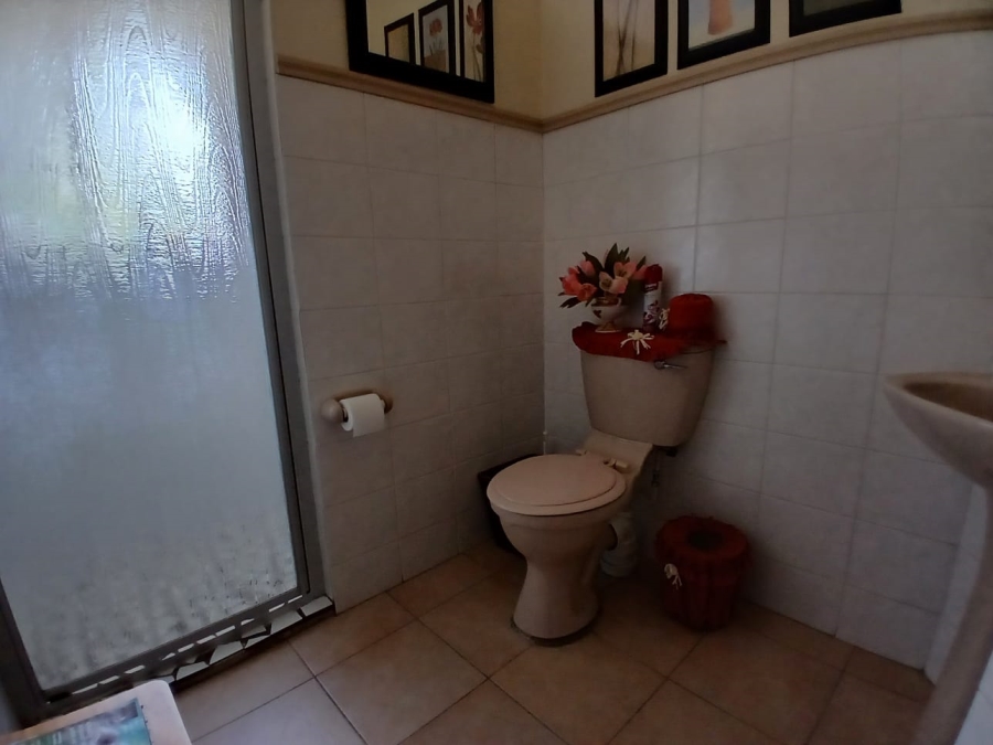 To Let 3 Bedroom Property for Rent in Fleurdal Free State